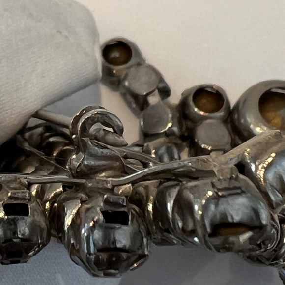 Art Deco Brooch Cascade Clear Rhinestones C clasp Sparkly - Picture 7 of 12